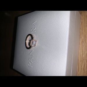 Pandora ring